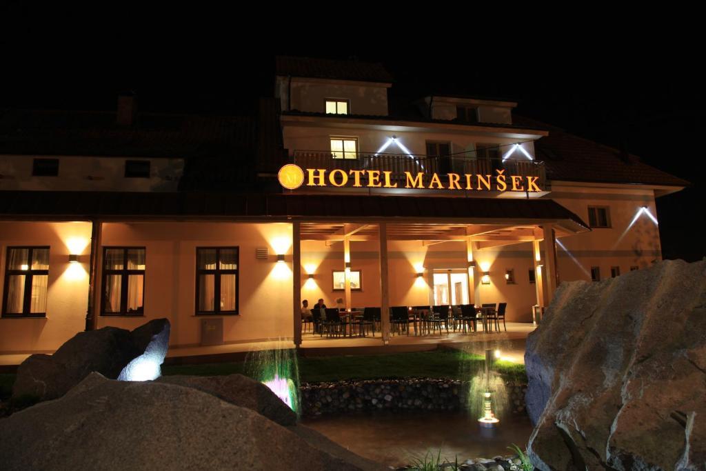 Hotel Marinsek Naklo Eksteriør bilde